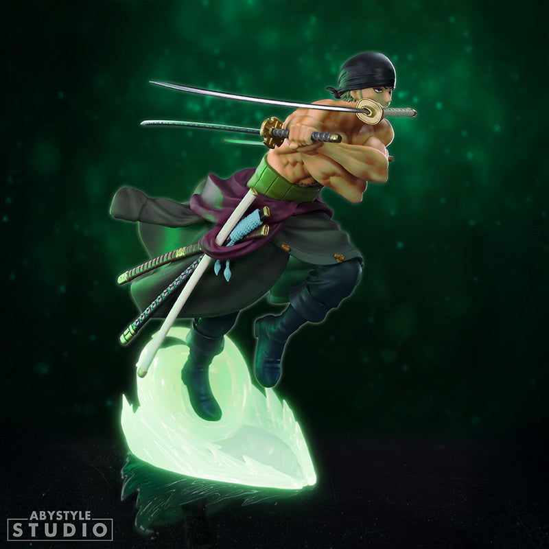 One Piece Figure: Roronoa Zoro (Glow In The Dark)